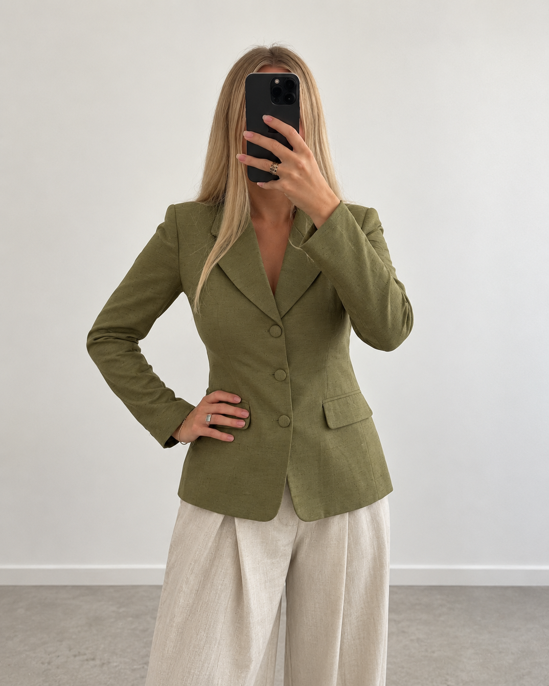 Olive green tailored blazer (s/m)