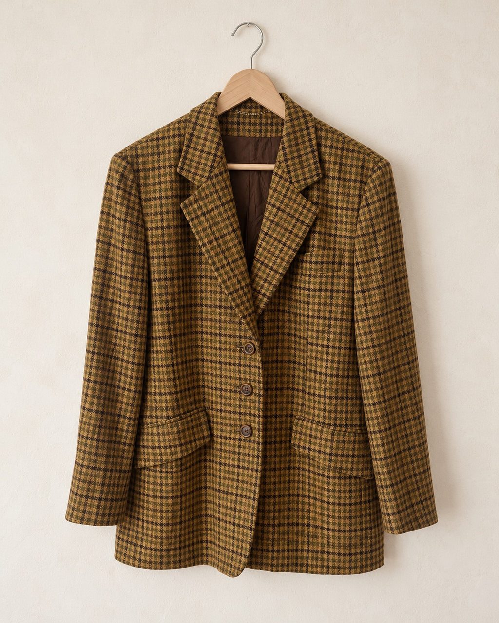 Brown checkered tailored blazer (m)
