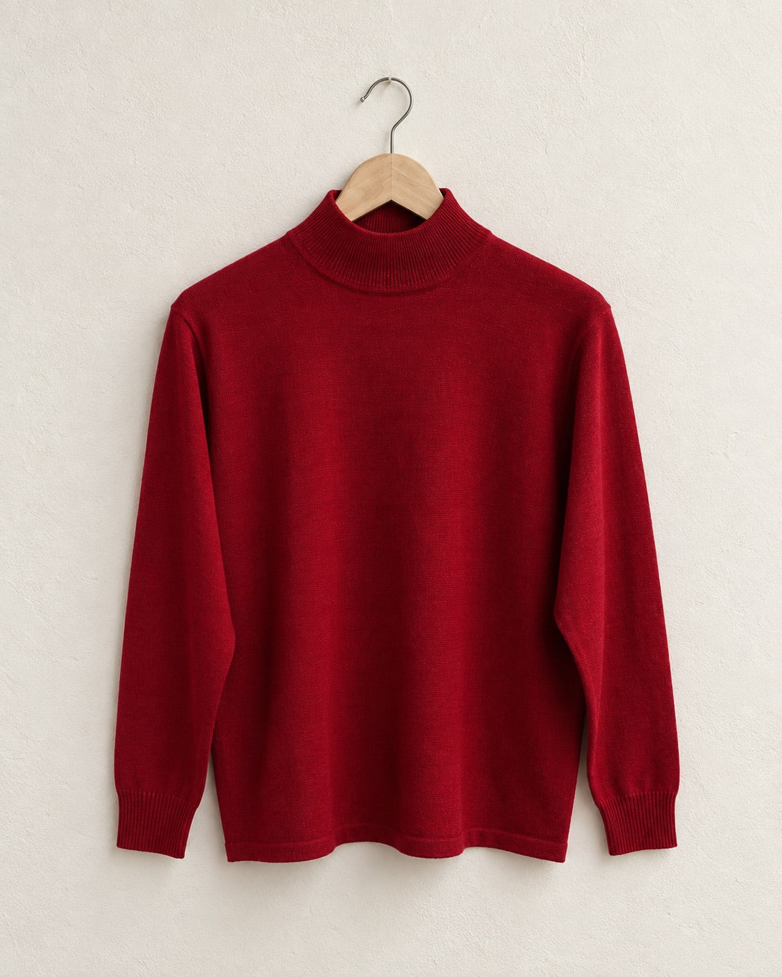 Red turtleneck sweater (m)