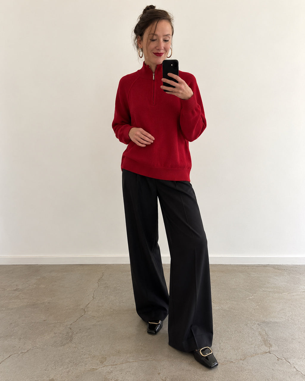 Red zip sweater (m)