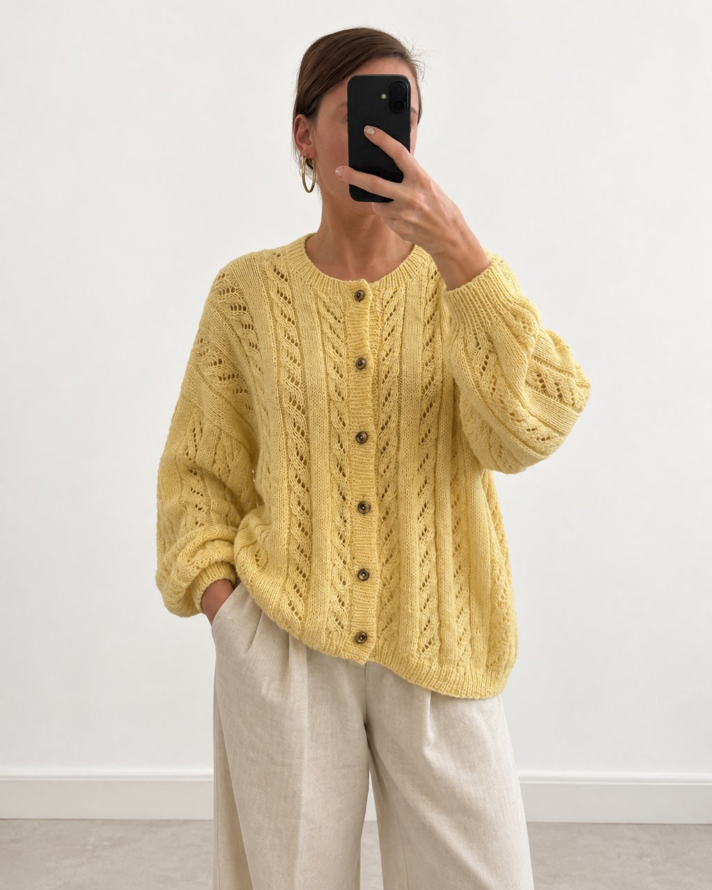 Yellow knit cardigan (L)