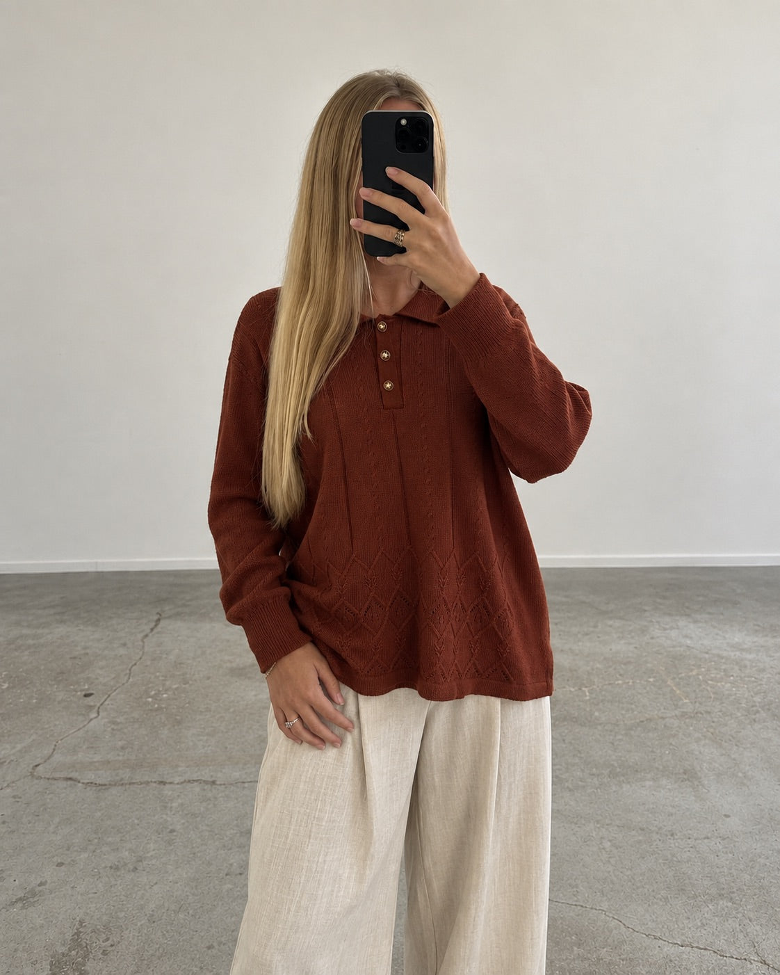 Rust brown collared knit sweater (L)