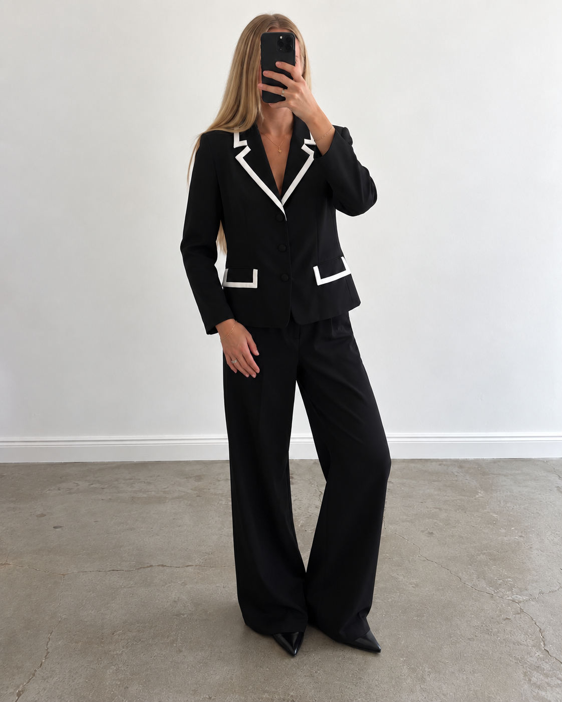 Black/white blazer (s/m)