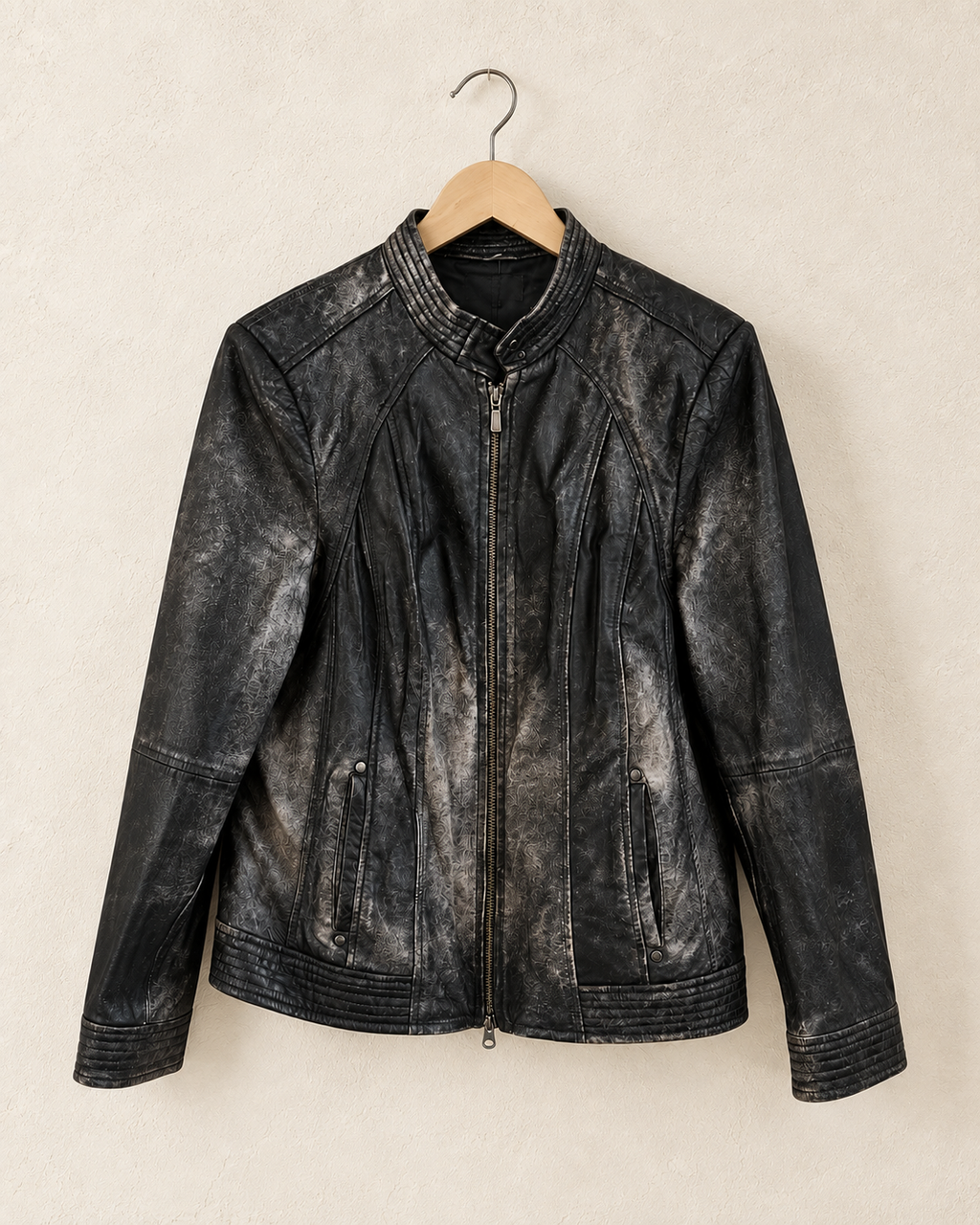 Black leather jacket (m)