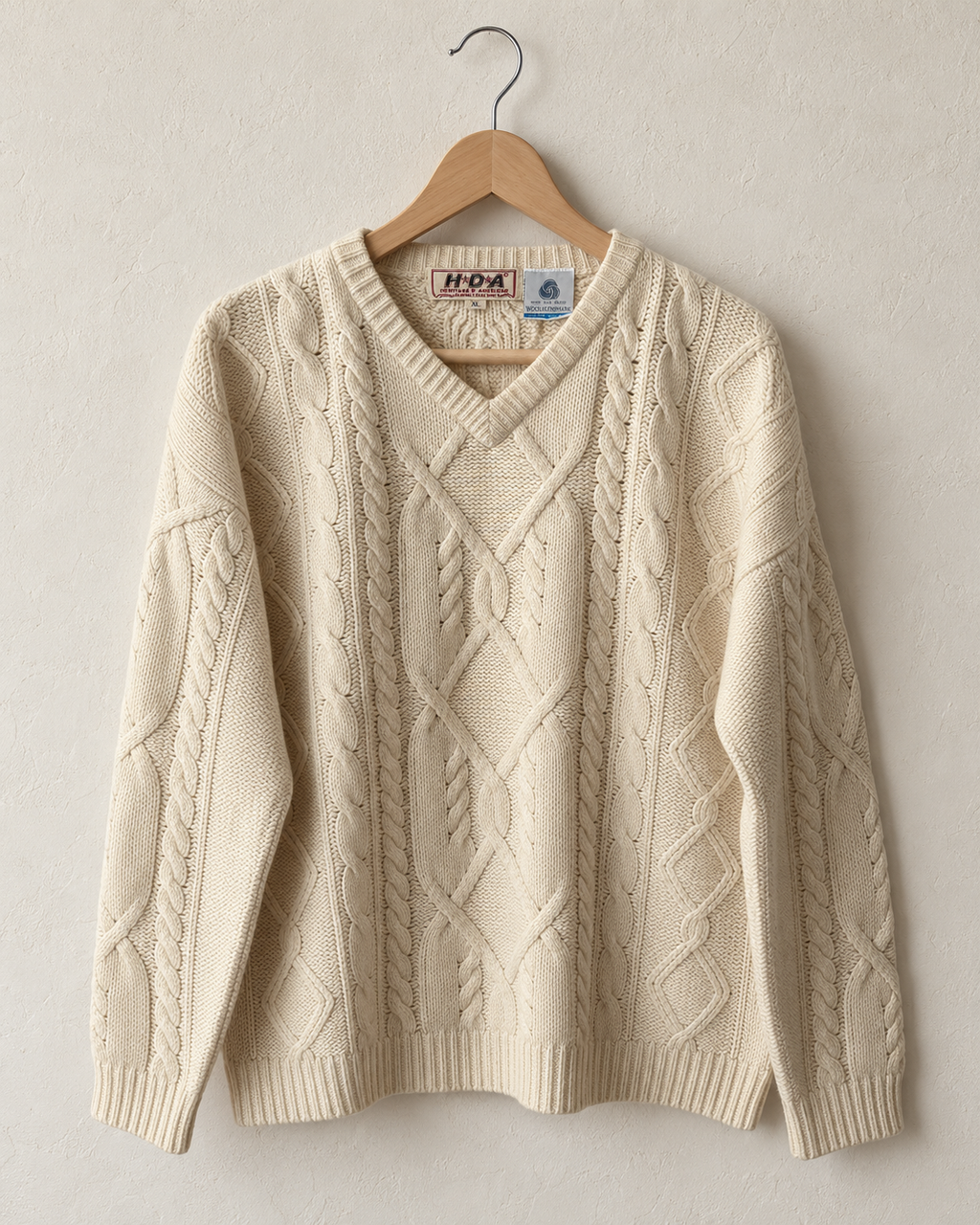 Crème wool jumper (L)