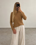 Caramel ribbed turtleneck sweater (xs)