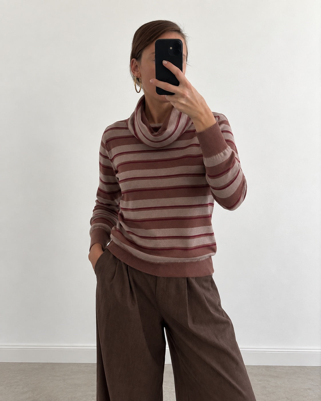 Warm neutral striped sweater (m)