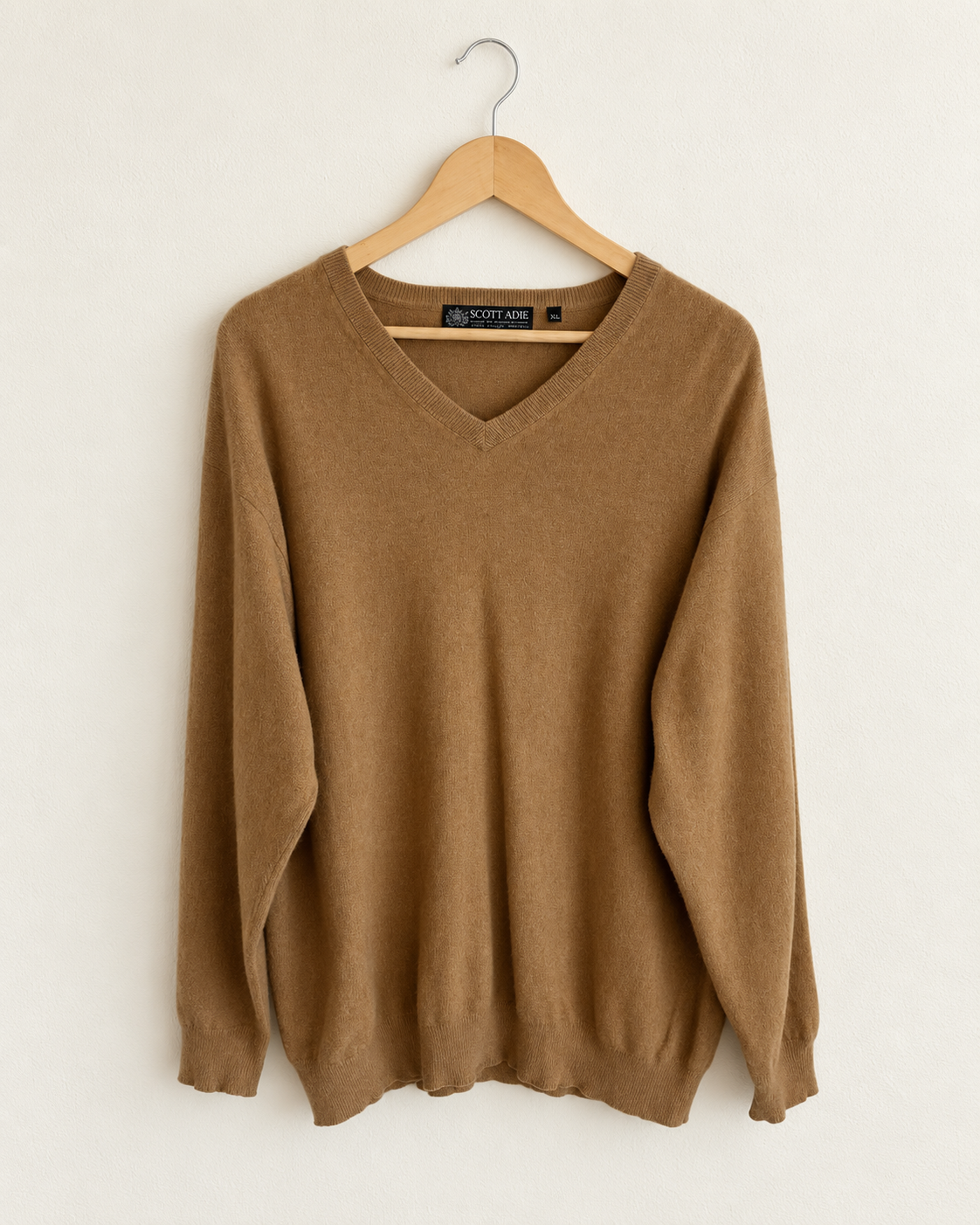 Camel brown sweater (L)