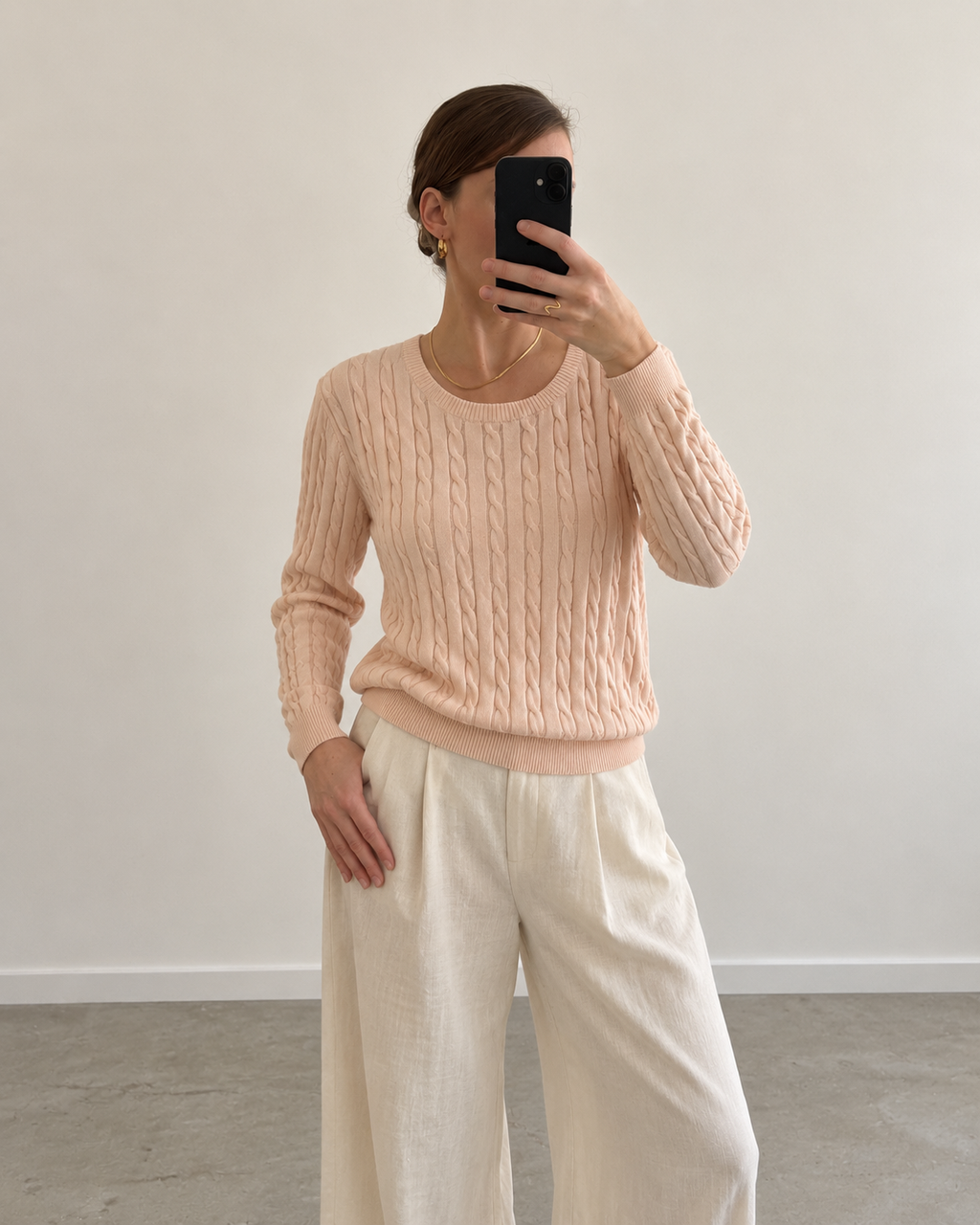 Blush pink cableknit sweater (s/m)