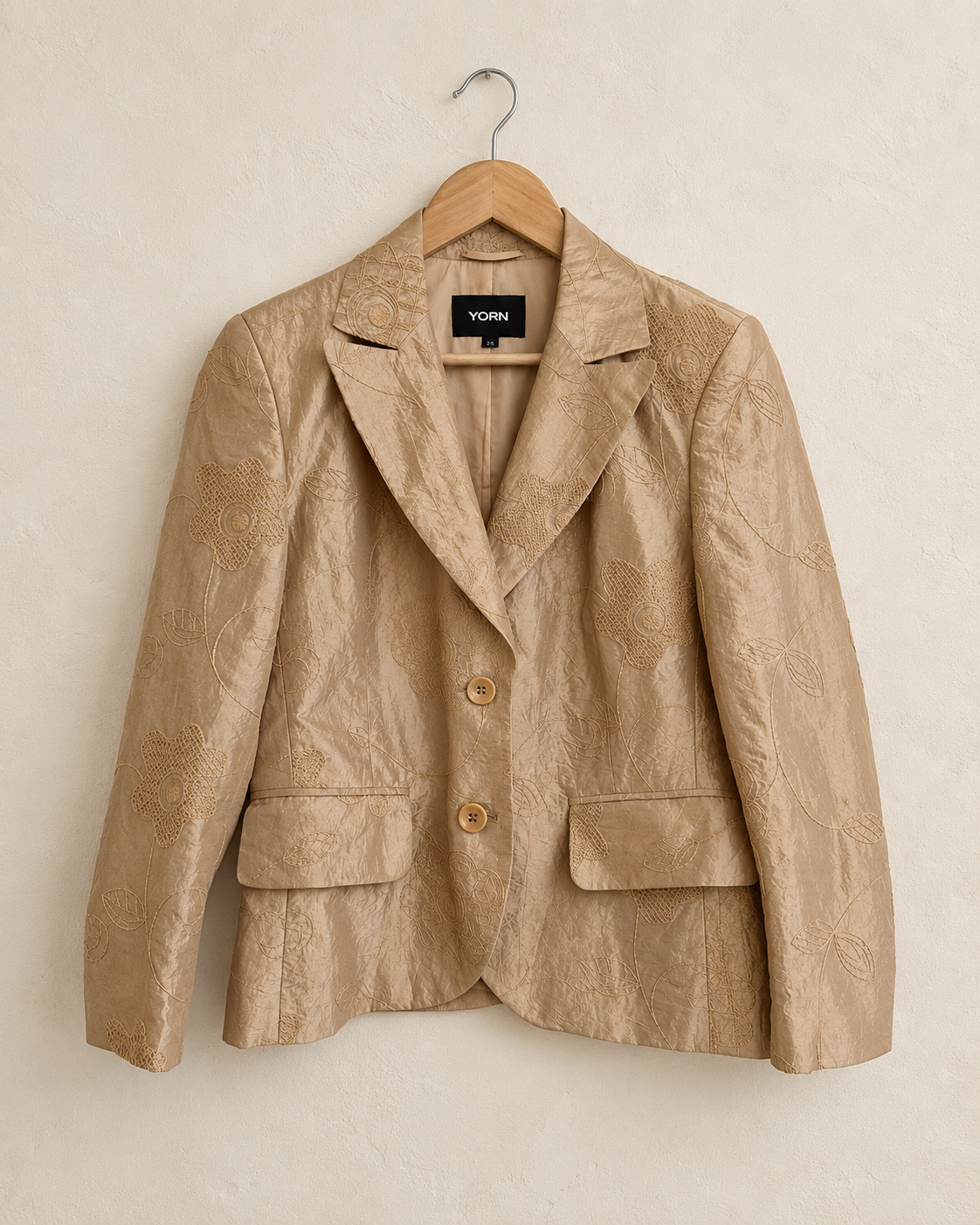 Champagne embroidered blazer (m)