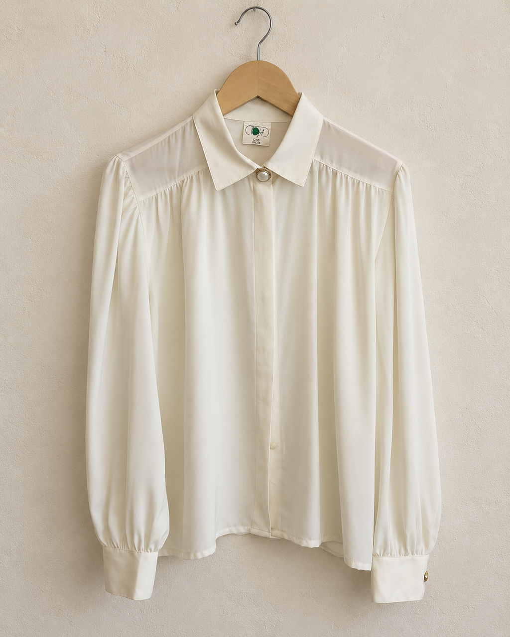 White elegant blouse (s/m)