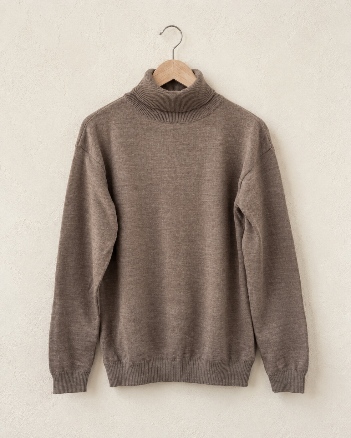 Taupe turtleneck sweater (m)
