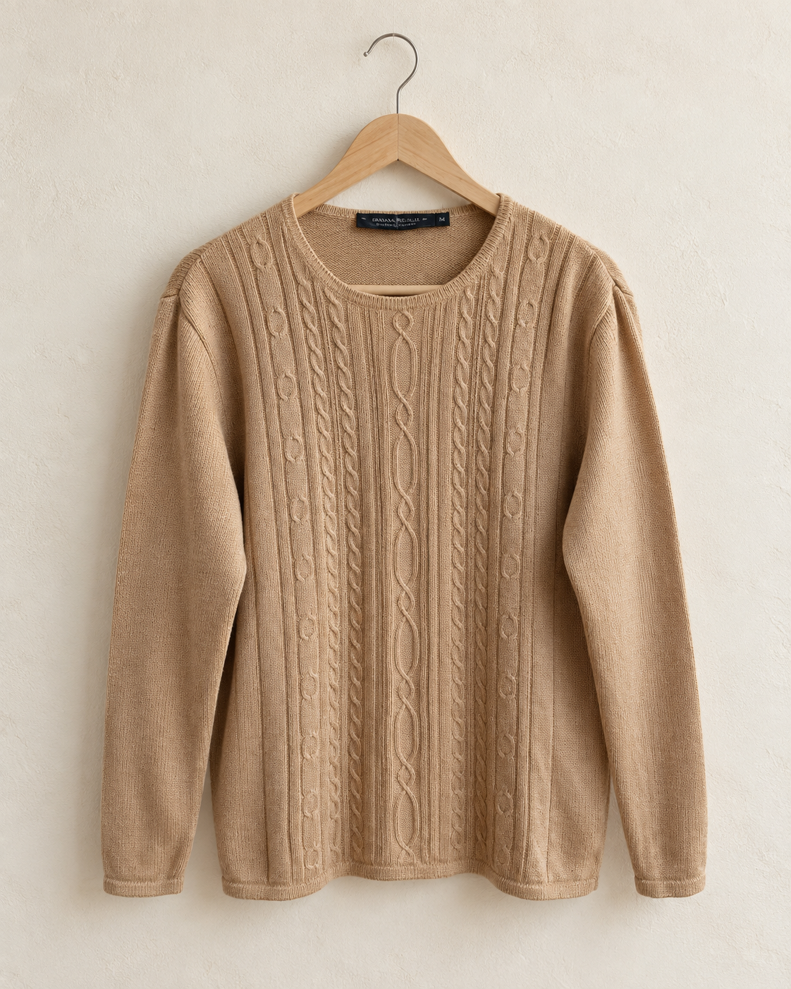 Fine beige cable knit (m)