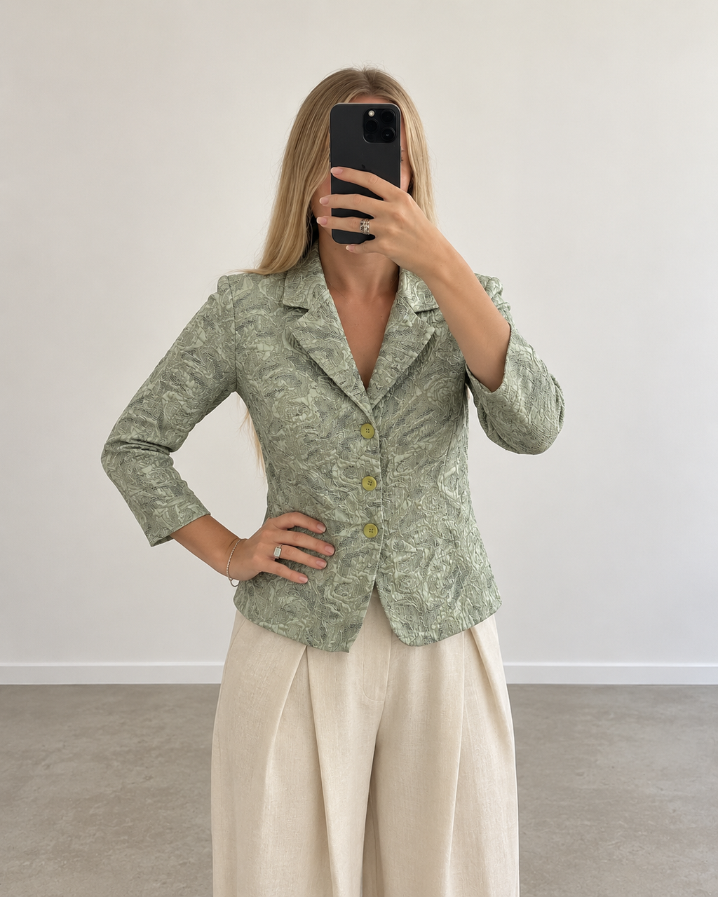 Sage green jacquard blazer (m)