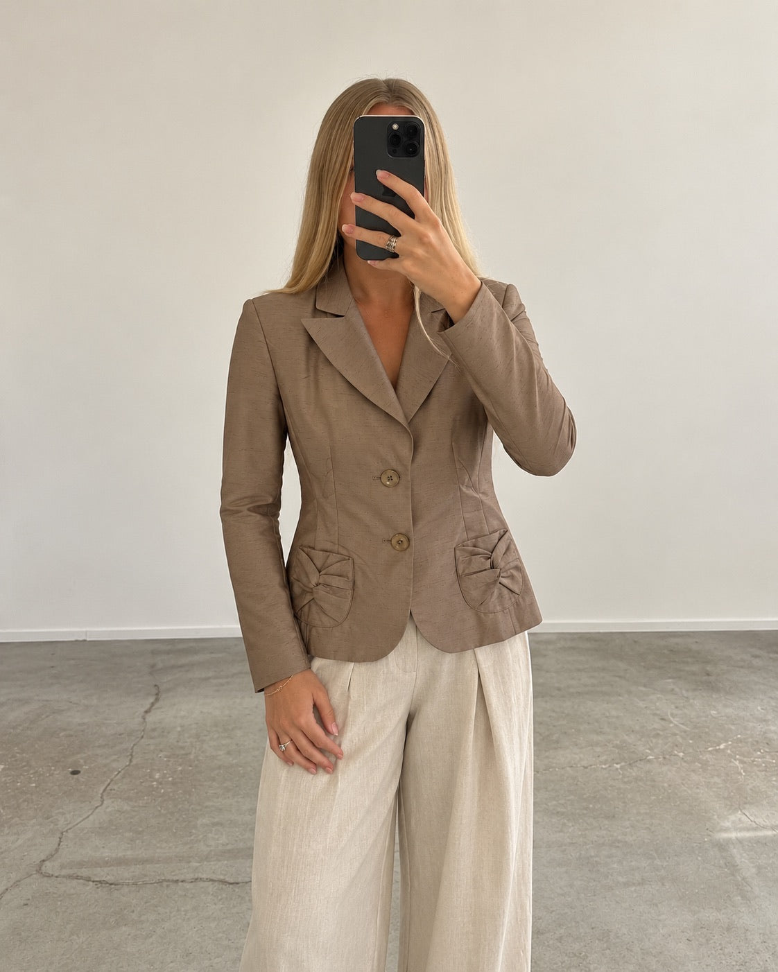 Taupe blazer (m)